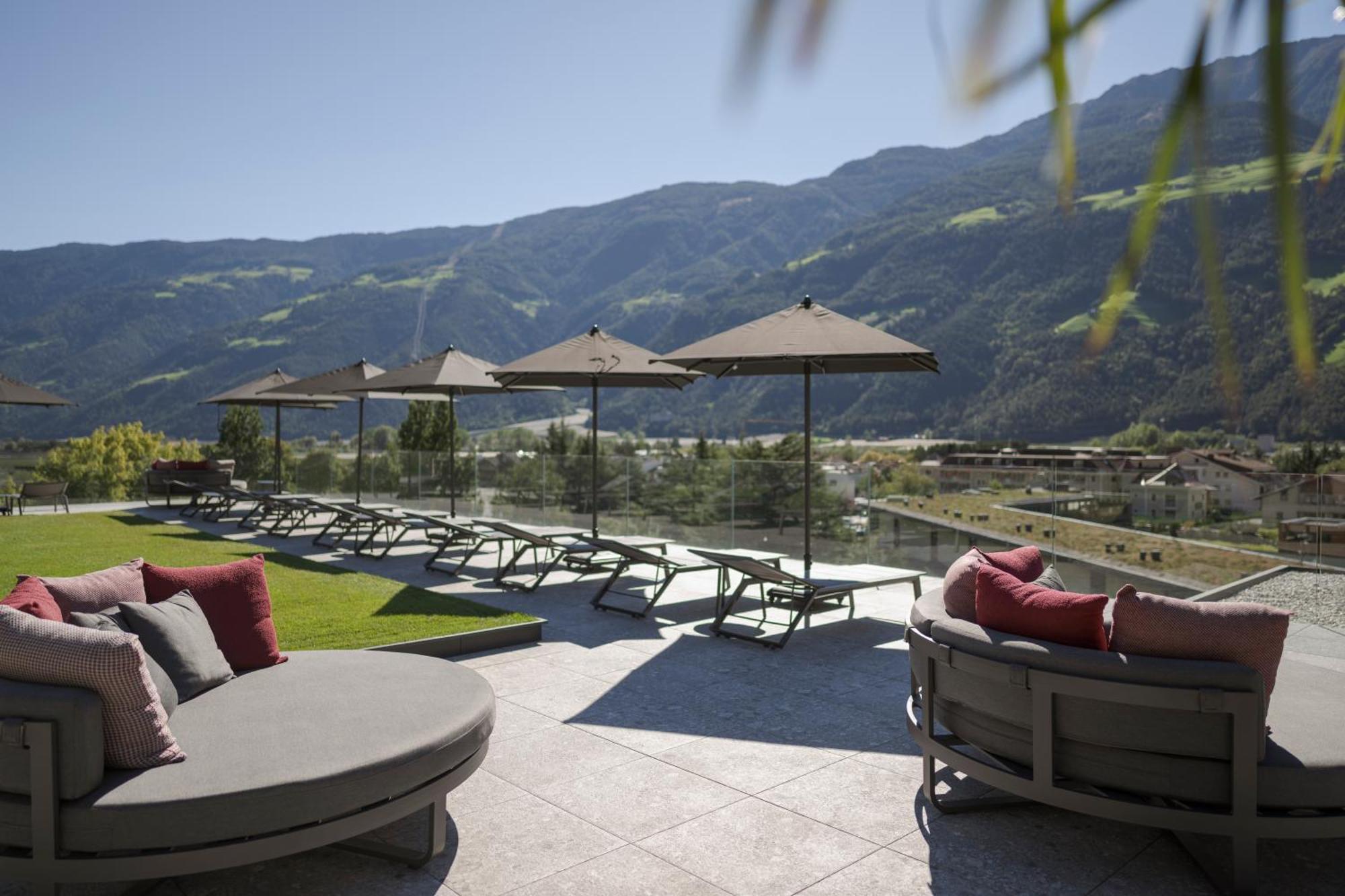 Feldhof DolceVita Resort Naturns Esterno foto